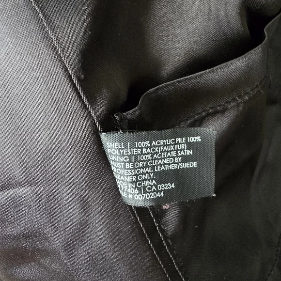 Club Monaco Open Front Faux Fur Vest Womens Small - Picture 7 of 11